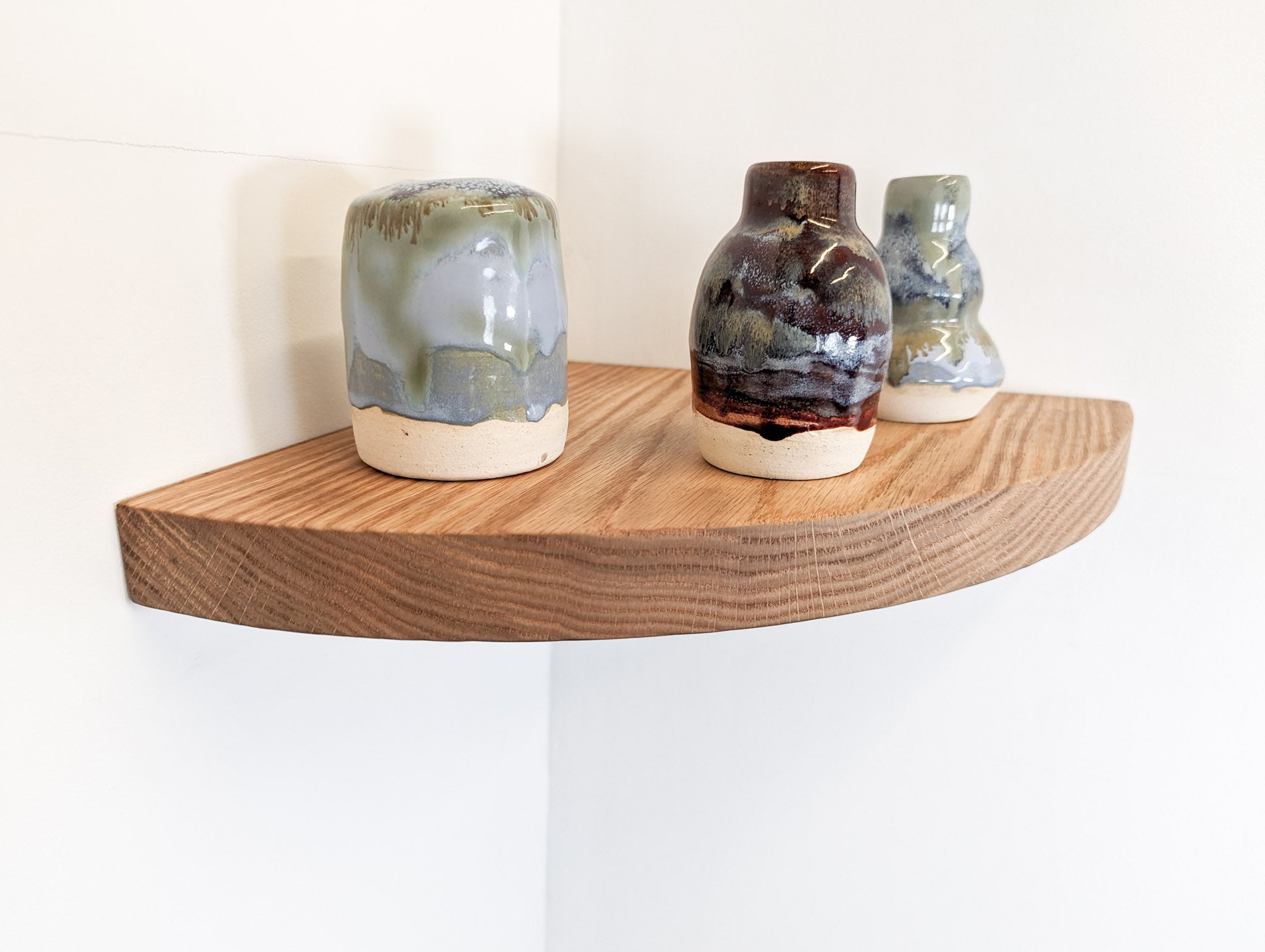 Nook Floating Shelf | Solid Oak, Round Edge Design 1