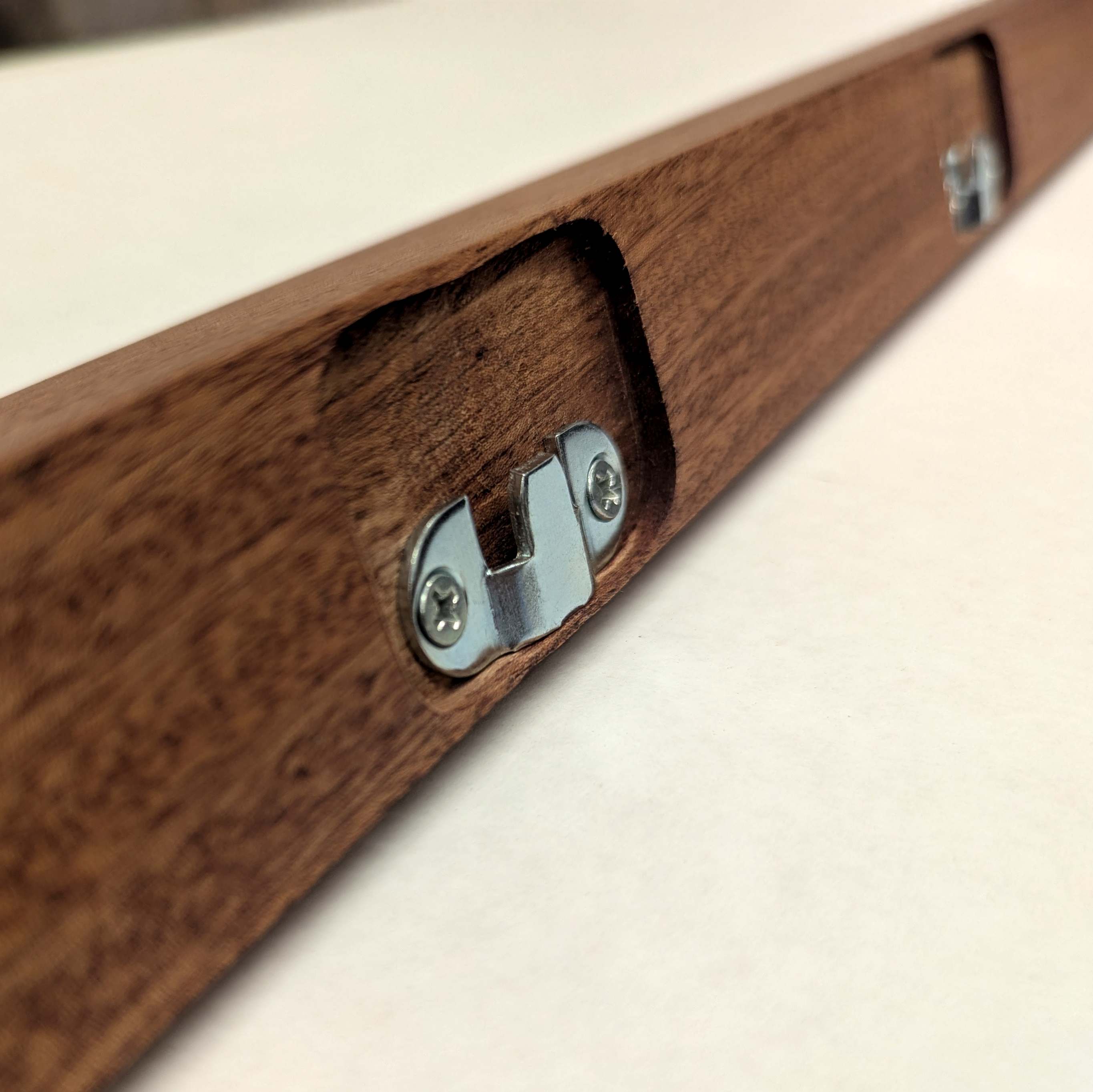 Pictura Display Shelf | Handcrafted Oak or Mahogany, Modern Design 3