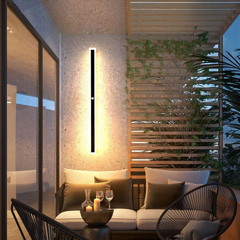 Vynn Linear Wall Lamp | Weather-Resistant, Dimmable LED 13