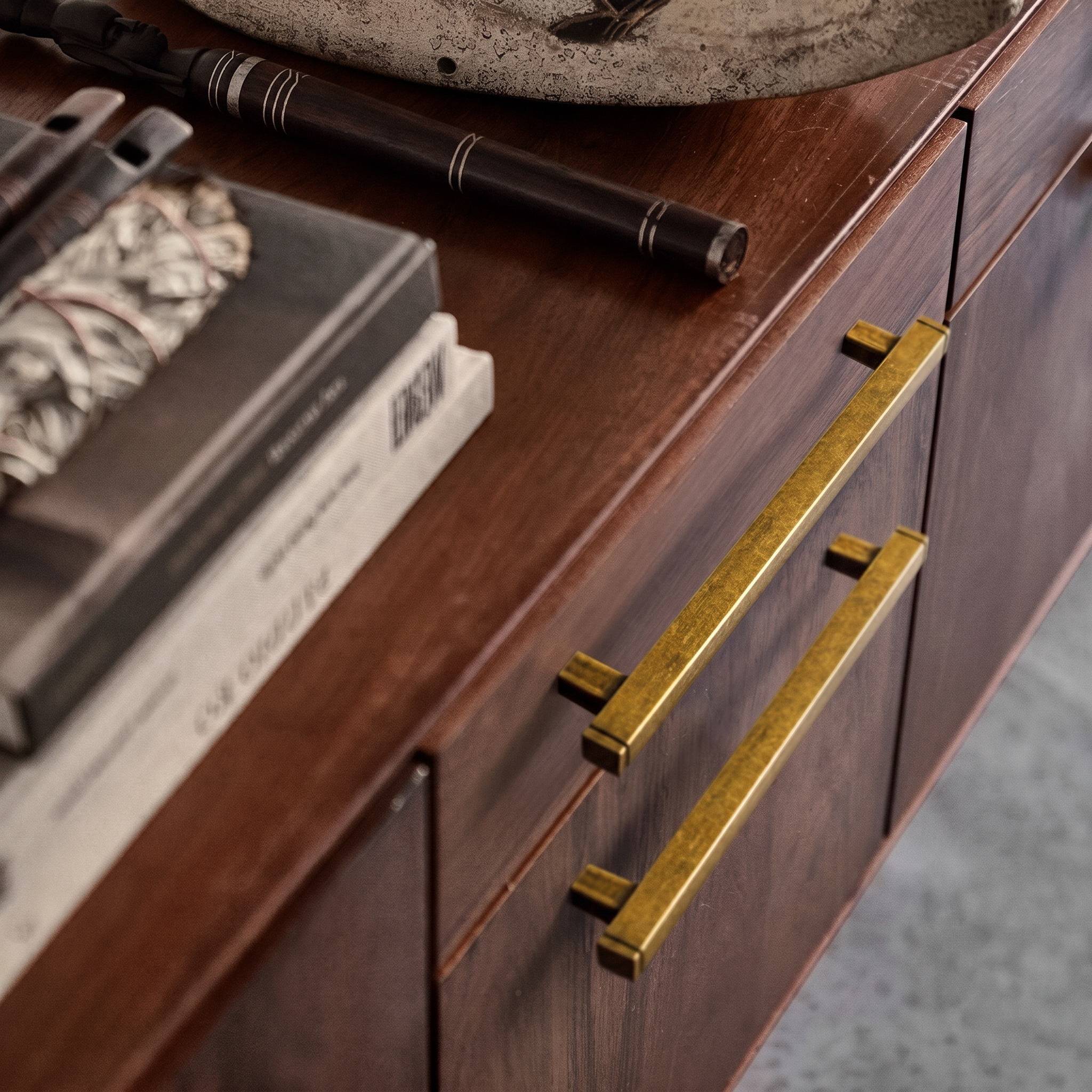 Bramble Pull Handle | Aged Bronze Finish, 235mm 5
